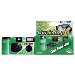 Fujifilm Superia 400 Disposable Camera Preloaded Fujicolour Film 400 Speed Ref P10GDE0109A Ident: 642F