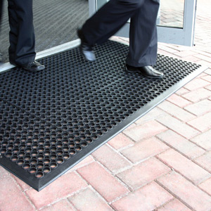 COBA Ramp Entrance Scraper Mat Rubber Hard-wearing W900xD1500mm Black Mat Ref RP010001 Ident: 510D