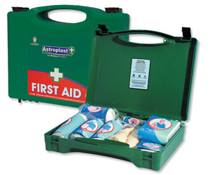 Green Box HS1 First-Aid Kit Traditional 10 Person Ref 1002278 Ident: 532A